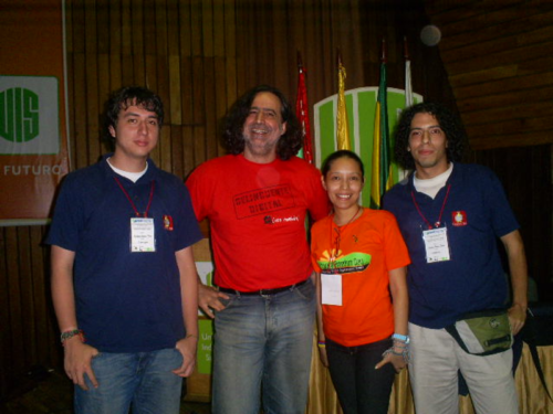 Anfet y Potter con el director de la revista virtual Vía Libre y Nathalie Colina de GULIP